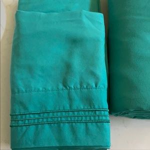 King size bedsheet set